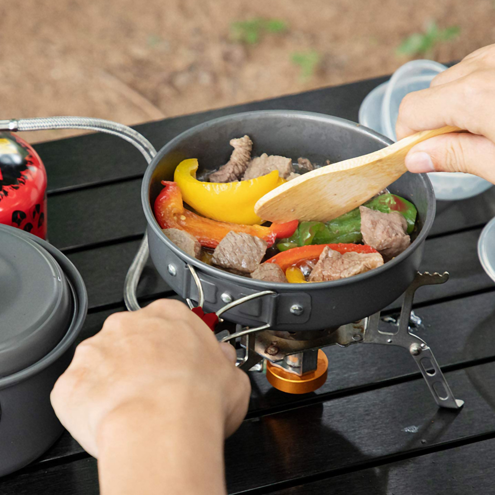 Juego de utensilios de cocina  - Camping Cooking Essentials Kit reseña y precio